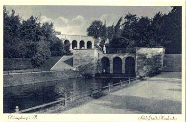 Blick auf die Schlossteichkaskaden in Königsberg (Pr.)